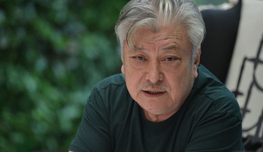 “美艳狐妃”傅艺伟的毁灭史，她的故事远比你