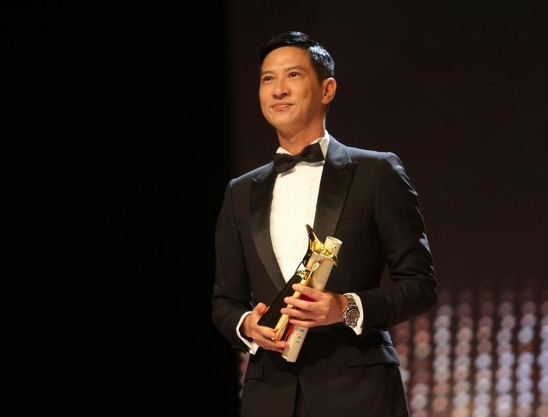 1995年，关咏荷带张家辉见父母，他决定分手：厕