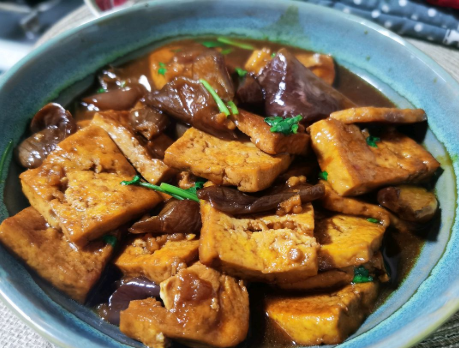 图片[6]-茄子和豆腐是黄金搭档一煎一焖比肉香少油更健康家人超爱-起舞食谱网
