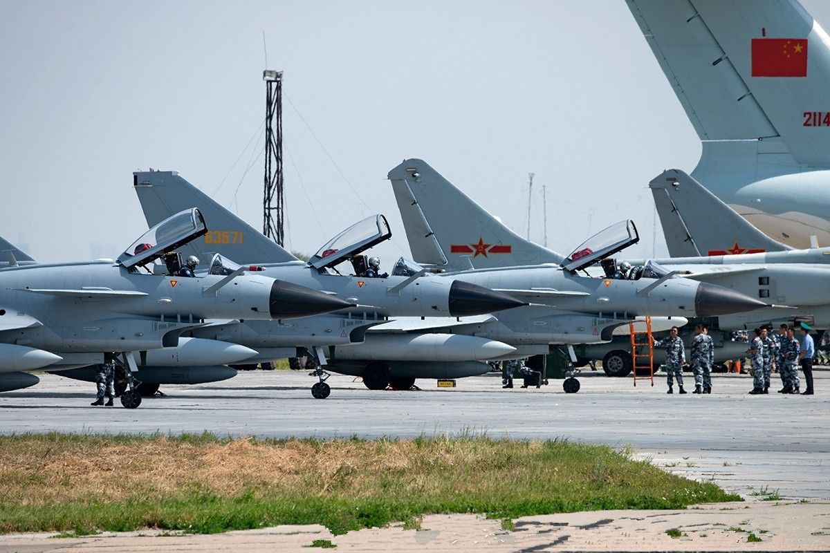 伊朗确定要歼10了？只要没有禁令立马下单！美国