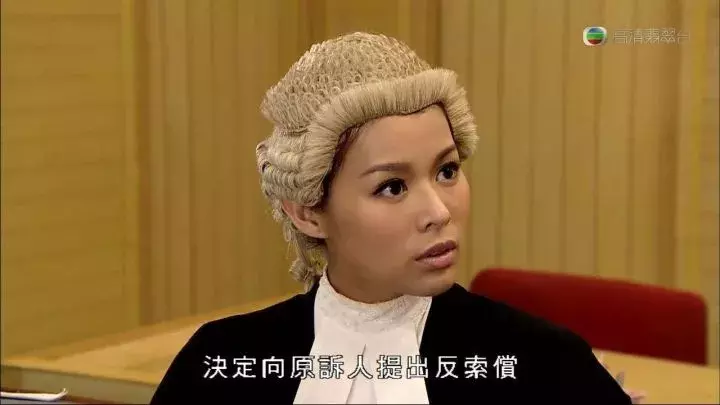 胡杏儿:当年当上港姐也被骂,如今却逆袭成了时尚女王