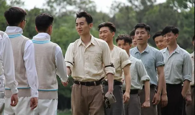 《觉醒年代》没看够?《我们的法兰西岁月》不容错过