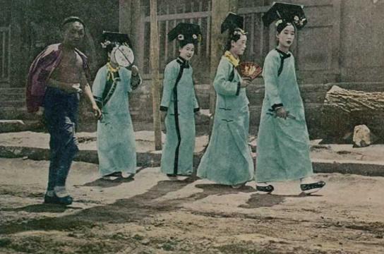 老照片：上个世纪的日本名媛，最后一张日本慰