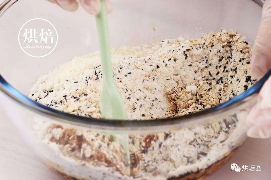 隔离在家做零食 不长肉黑糖燕麦饼干 可能要算健康零食排行榜前五吧