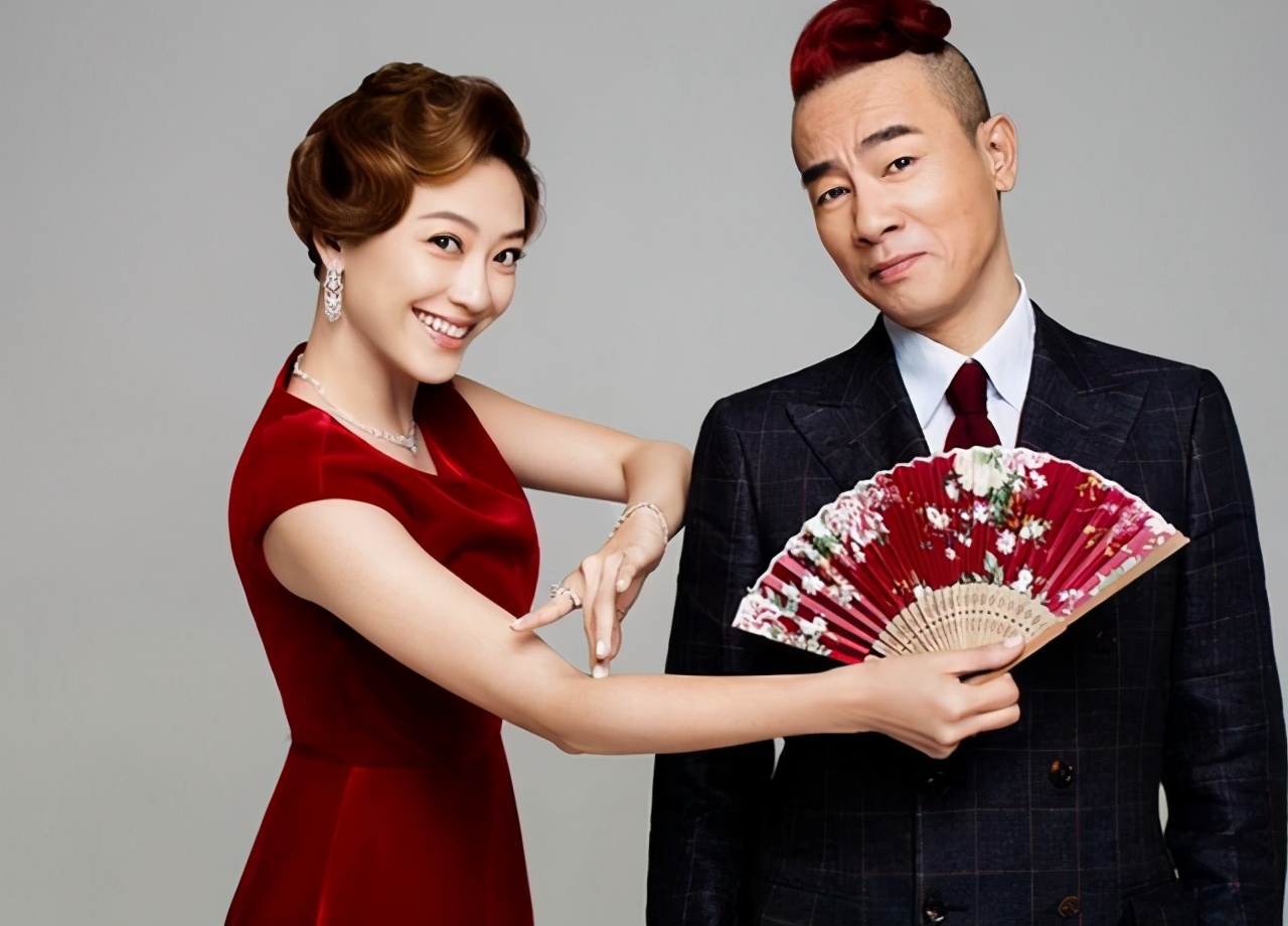 陳小春曬創意海報與應采兒慶結婚十週年，夫妻差16歲但幸福至今