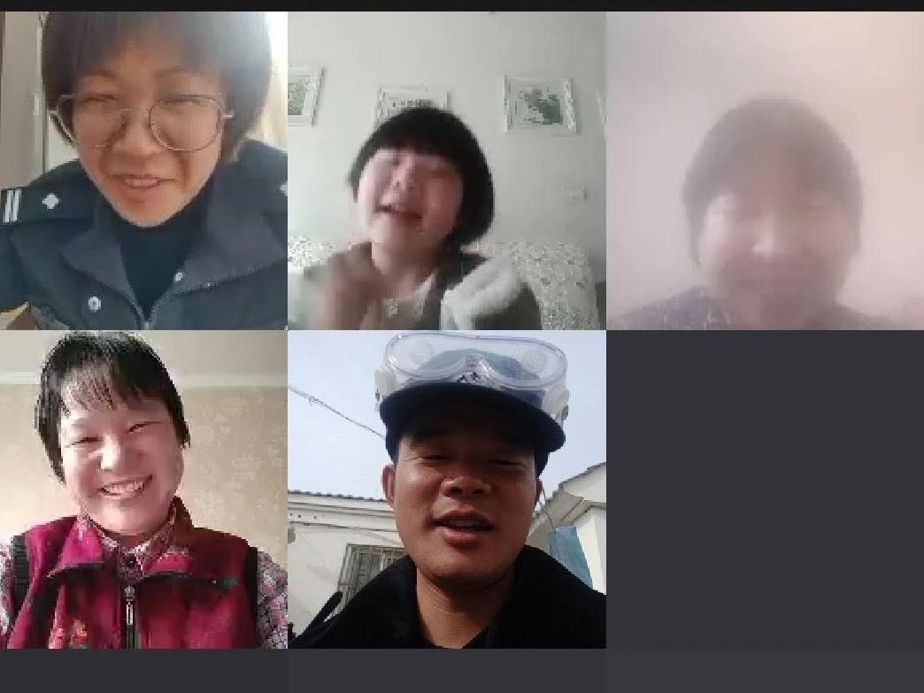 【大漠胡杨】两身戎装，搏一生荣光