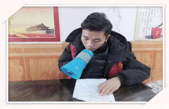 扶贫先扶志，教育要先行，让更多山村儿童接受美育教育——贵州大学 冉诗学