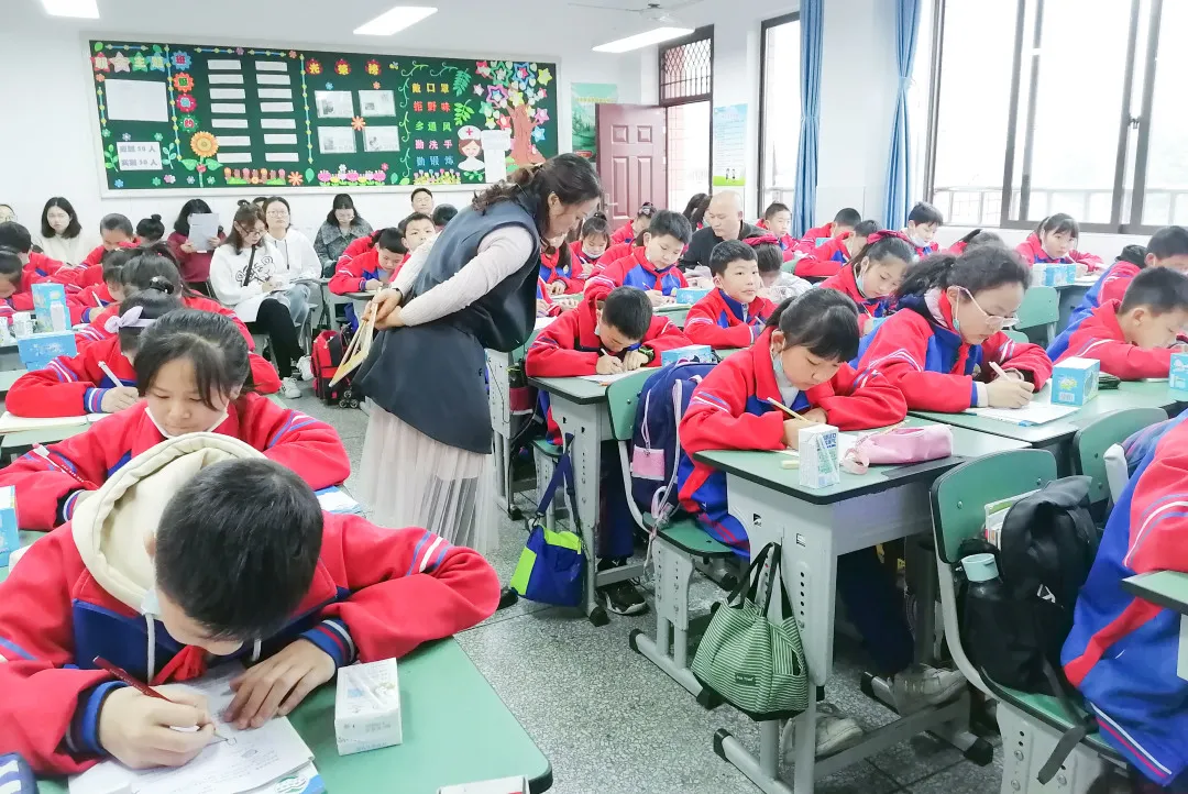 成都市双流区金桥小学雅趣课堂之主题研究课 名师示范活动