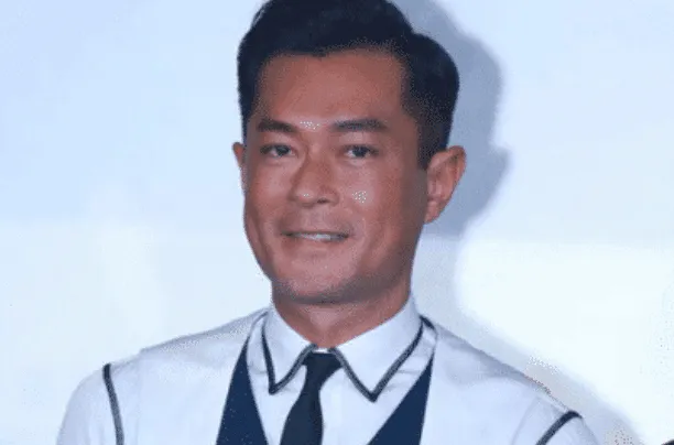 以假乱真四处捞金,山寨林俊杰几年赚千万,假