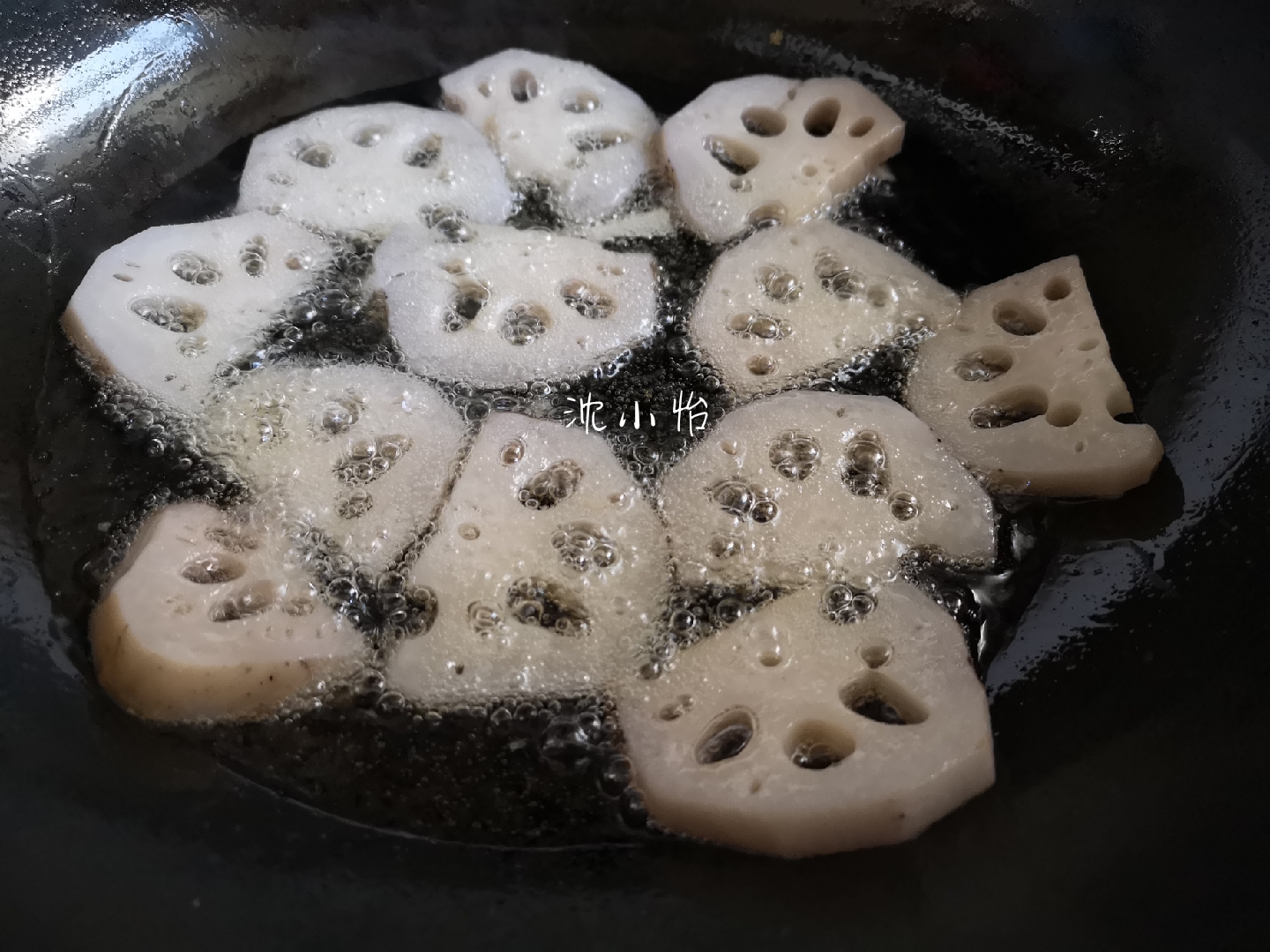 教你超简单的干锅做法，麻辣劲爽鲜美下饭，一点也不比外面卖得差