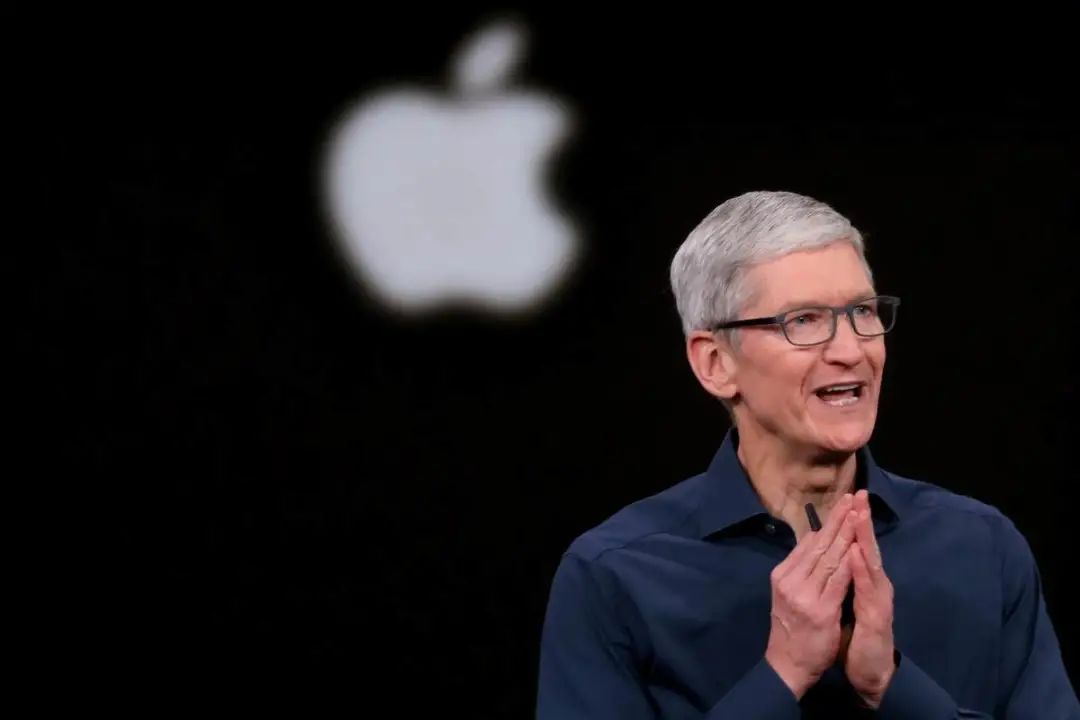 年薪超1400万美元，库克即将卸任，谁接掌苹果CEO？