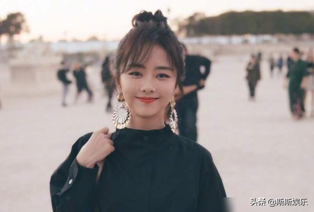 疑似李尖尖投树洞，为两哥同时表白自己而苦恼，谭松韵爆笑回应