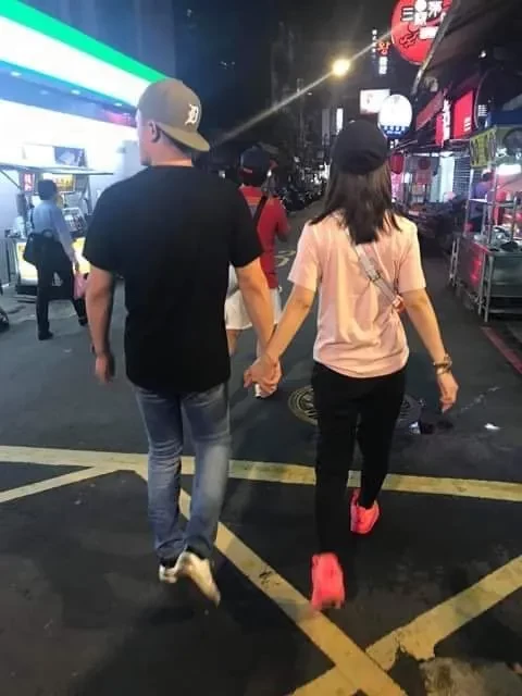 林心如霍建华女儿被赞“长相如偶像剧女主角”，家教严谨有礼貌