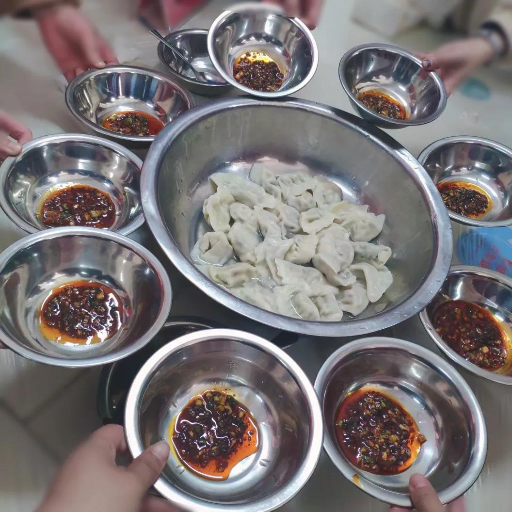 双流特教丨趣味包饺子 暖心妇女节