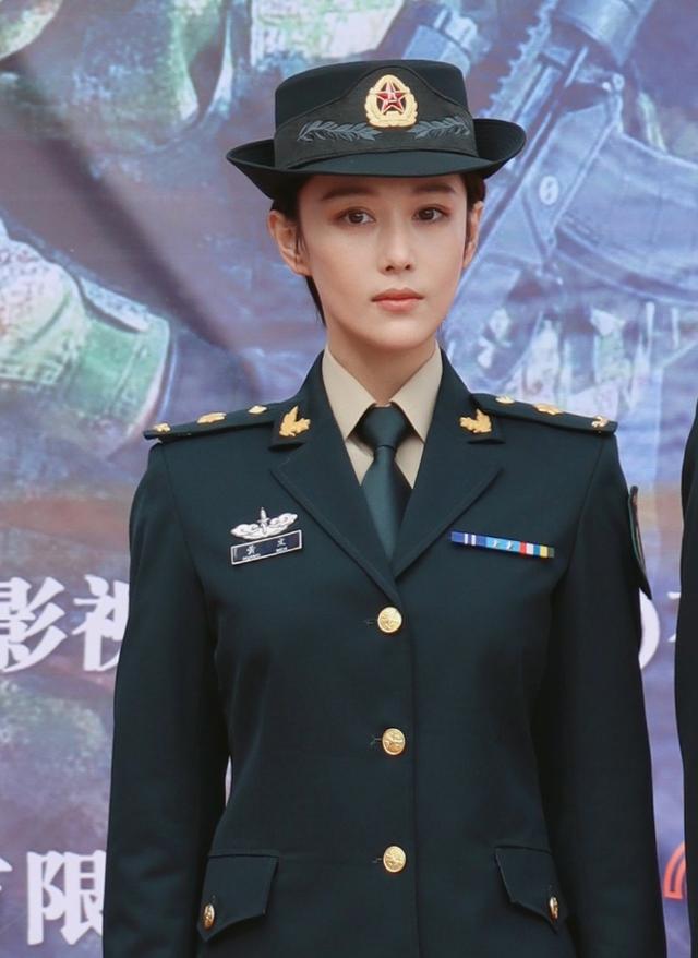 33 years old of Zhang Xin grant busy plant a flower to plant dish, autonomic life makes a person envy, this ability is yearning life