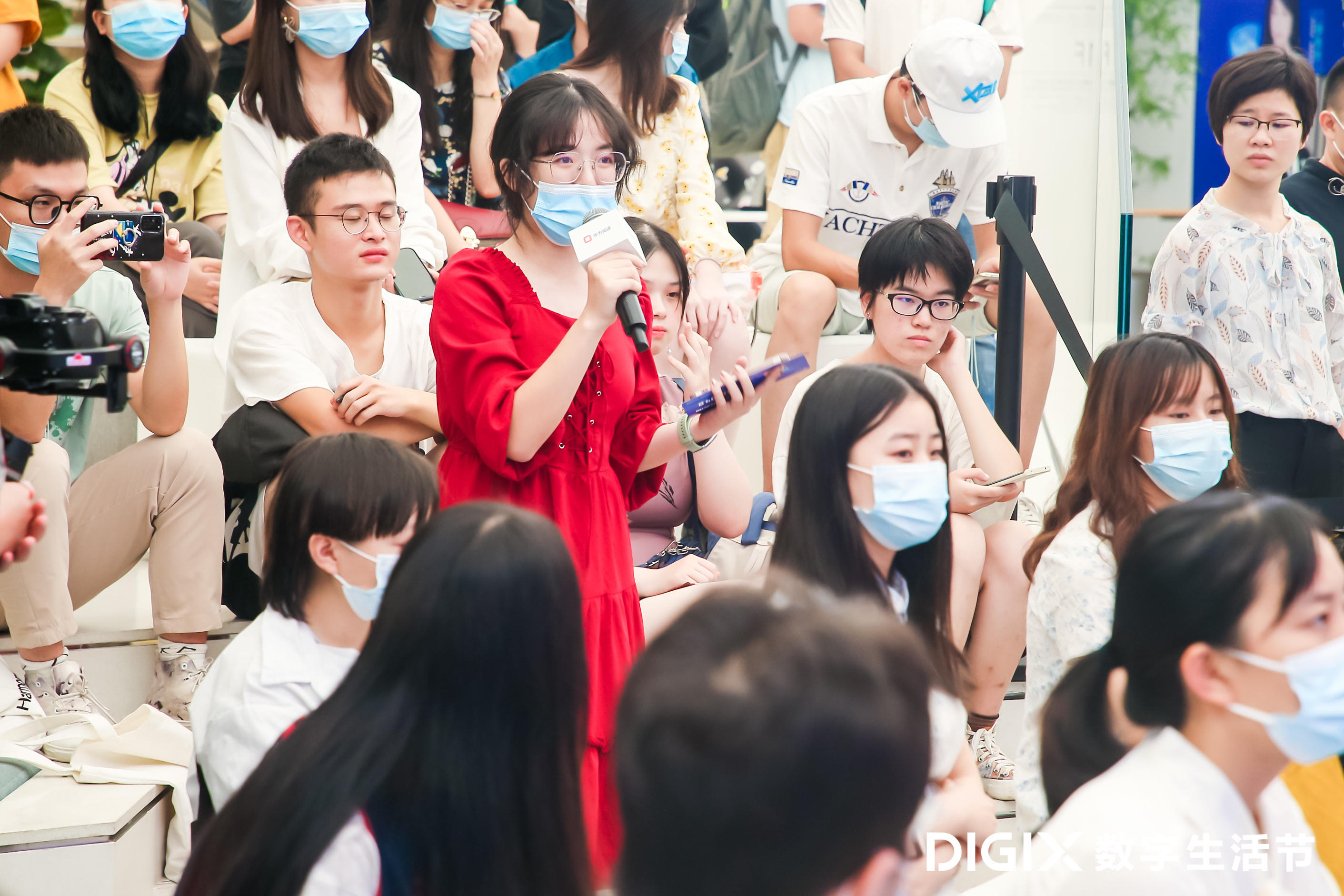 华为阅读·DIGIX读书会成都行：与郝景芳一起做个秋日星旅人