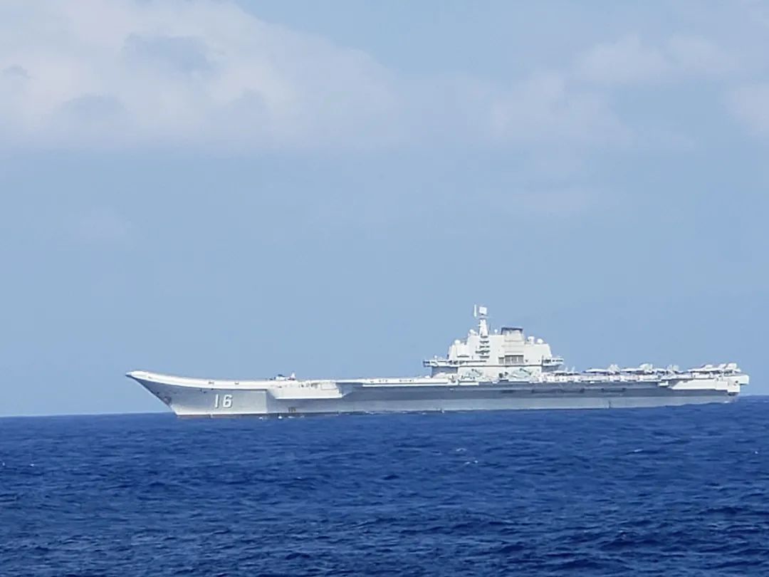 美軍華裔士兵拍遼寧艦訓練，強大！ 希望美軍不要和中國軍事衝突