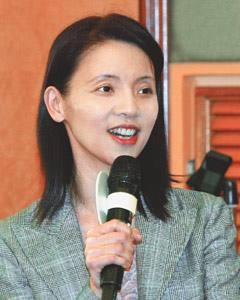 大师于海：与李连杰拍打戏，曾两次受重伤，今78岁与老伴仍住宿舍