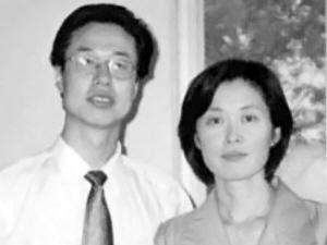 “国民大姐”敬一丹：嫁亿万富商，结婚40年，女