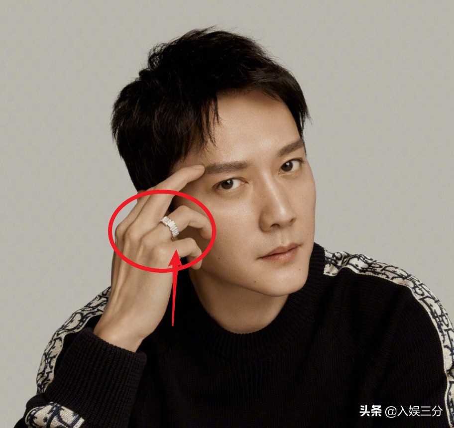 赵丽颖儿子出生两周年，二人悄然秀恩爱，夫妻