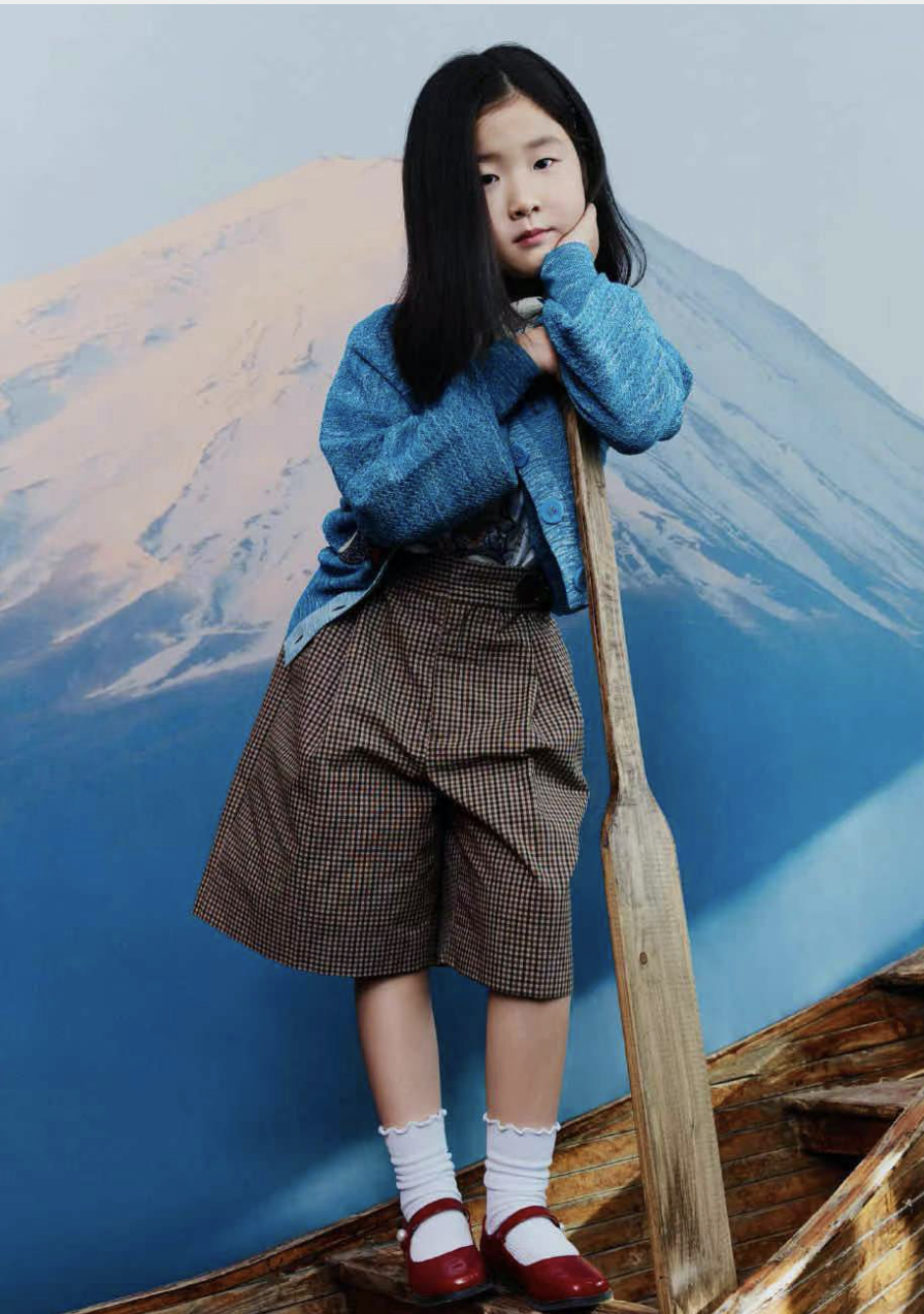 天天兄妹拍大片，6岁妹妹气场强大，兄妹俩疑学多多将进娱乐圈