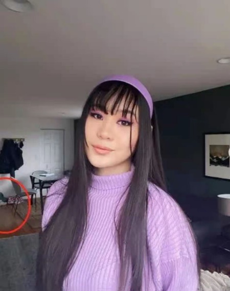 李连杰17岁女儿近照曝光，抑郁症复发后模样大变，家装朴素低调