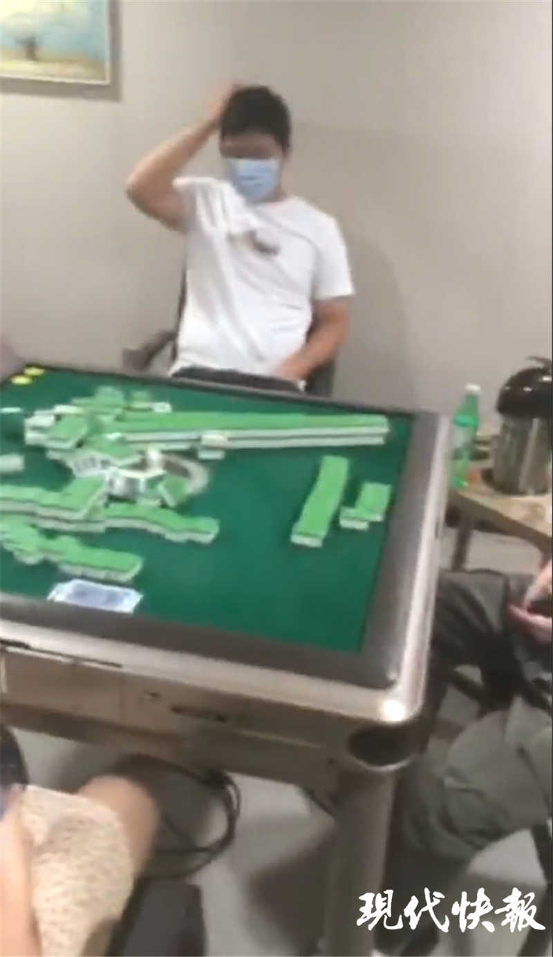 擅自营业聚众打牌,天盛娱乐app扬州一茶馆雇主被拘留