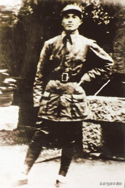 皮定均是主席破格授予的中将，去世15年后，为何骨灰迁出八宝山？