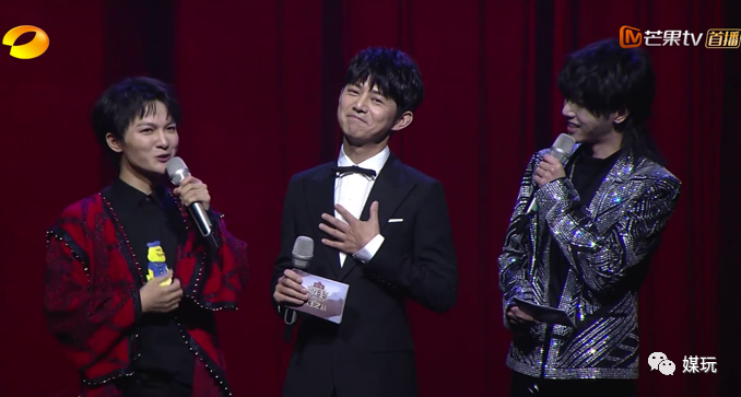 复盘《歌手·当打之年》总决赛，现场直播的5个