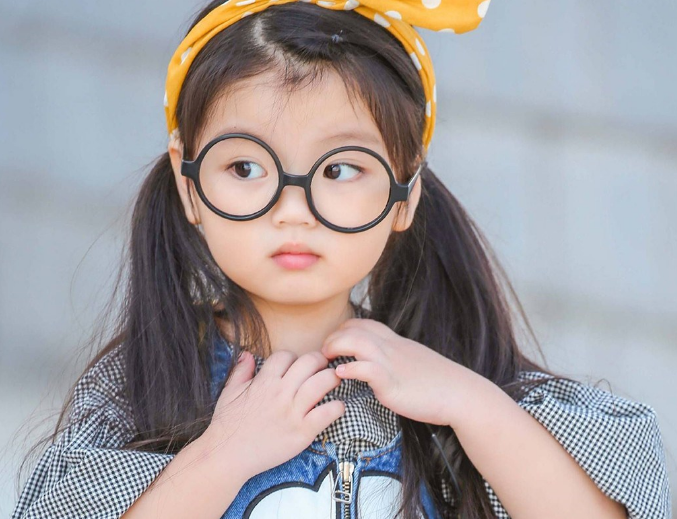 曾经的"小阿拉蕾"长大了，依旧活跃在荧