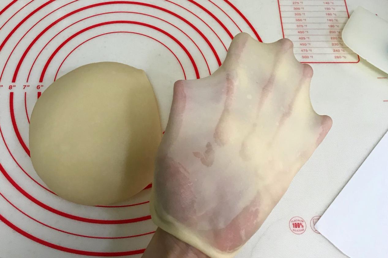 自制奶香面包，做法不难，香甜松软，比买的还好吃