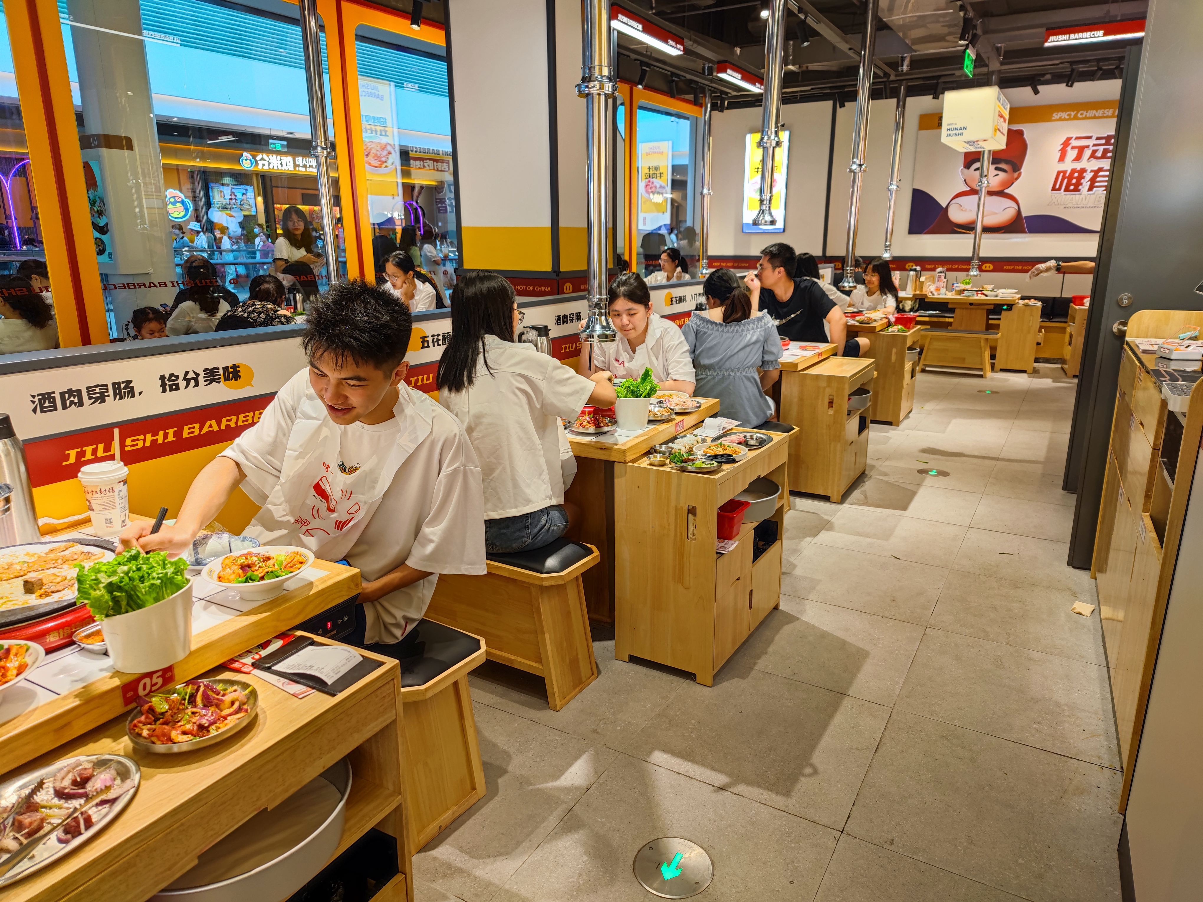 网红餐饮门店的共性？门店火爆一定会有这些因素