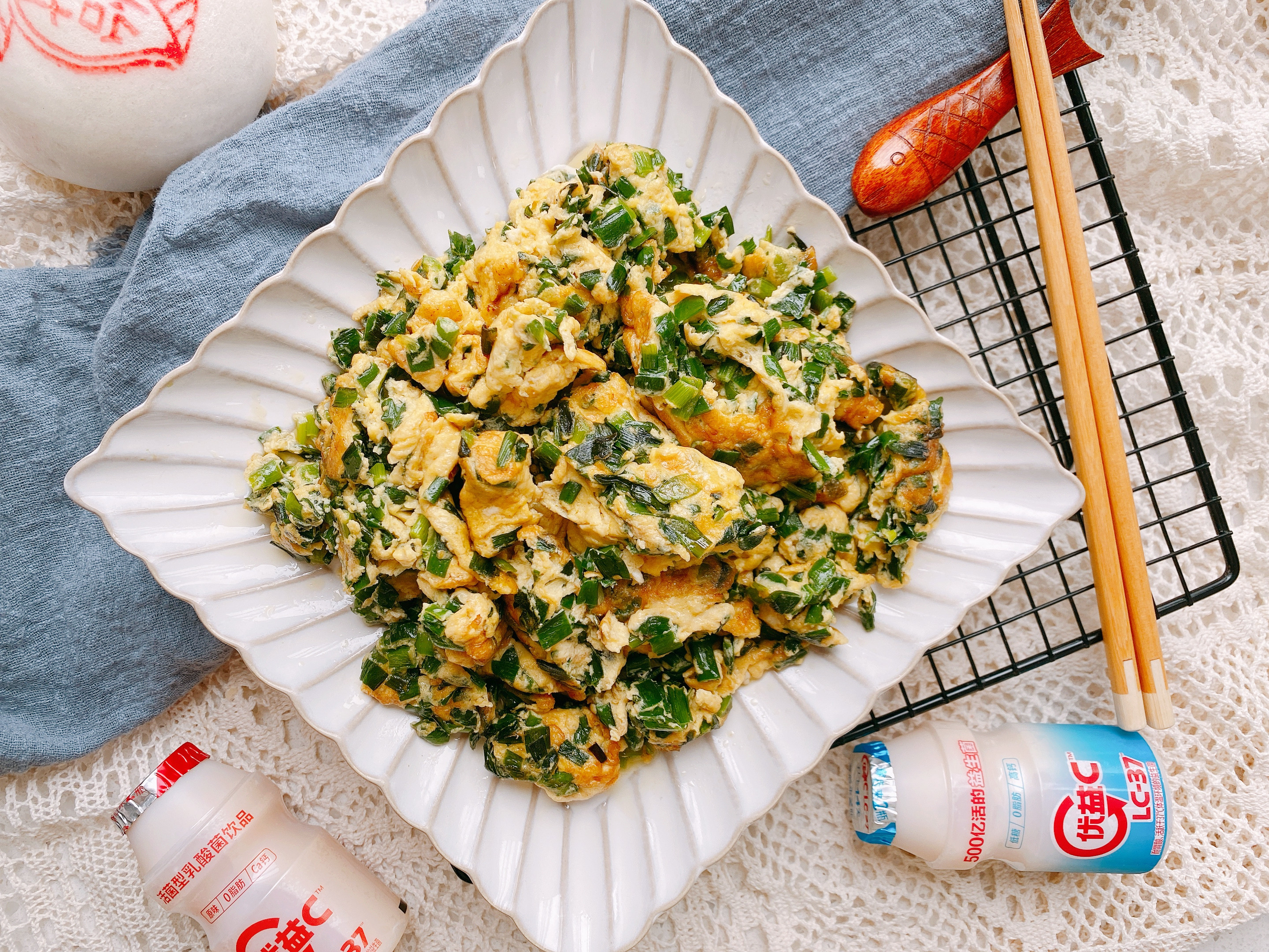 韭菜炒雞蛋，很多人第一步就錯了，教你2點，韭菜不出水雞蛋滑嫩