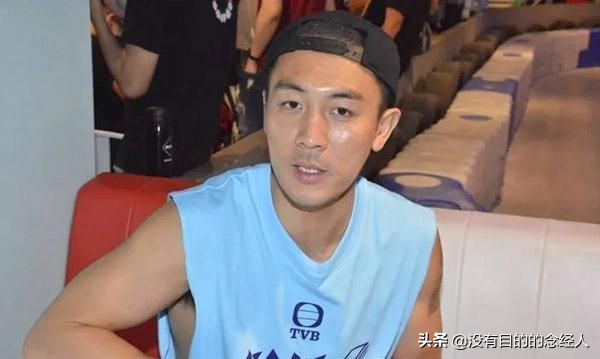 73岁的狄龙隐藏39年的儿子是他！看过照片感叹基