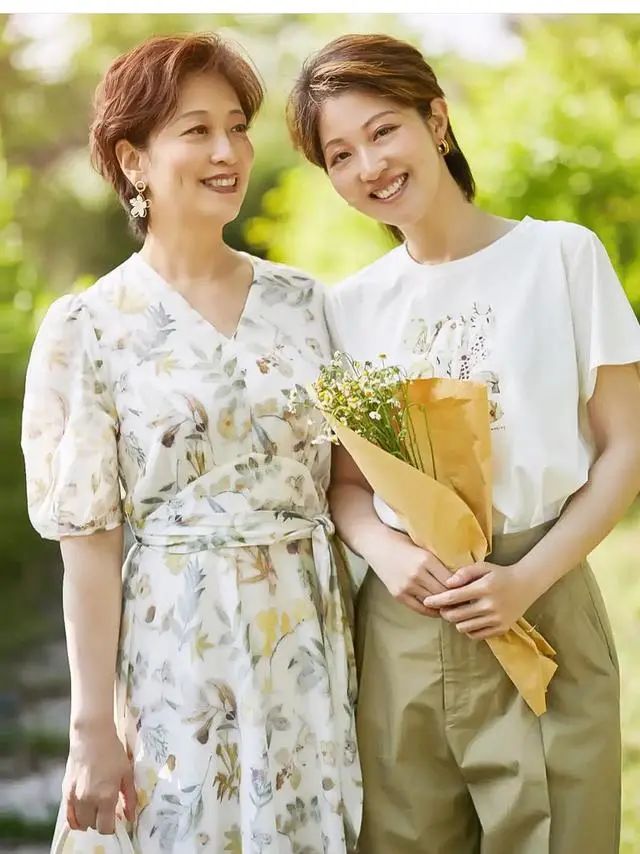 六十岁的女人，裙子该怎么选好？教你4个技巧，合身显瘦又时髦