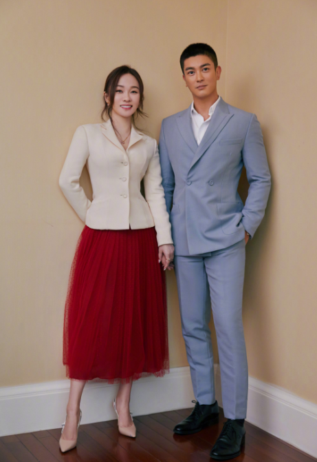 杜江回應浪姐修圖過度，霍思燕變迷妹力挺，大贊老公氣場口才一流