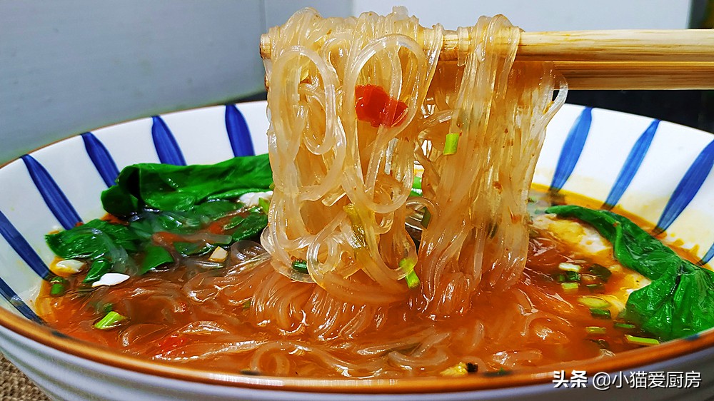 图片[1]-【西红柿酸汤粉】做法步骤图 孩子特喜欢吃的这碗“西红柿酸汤-起舞食谱网