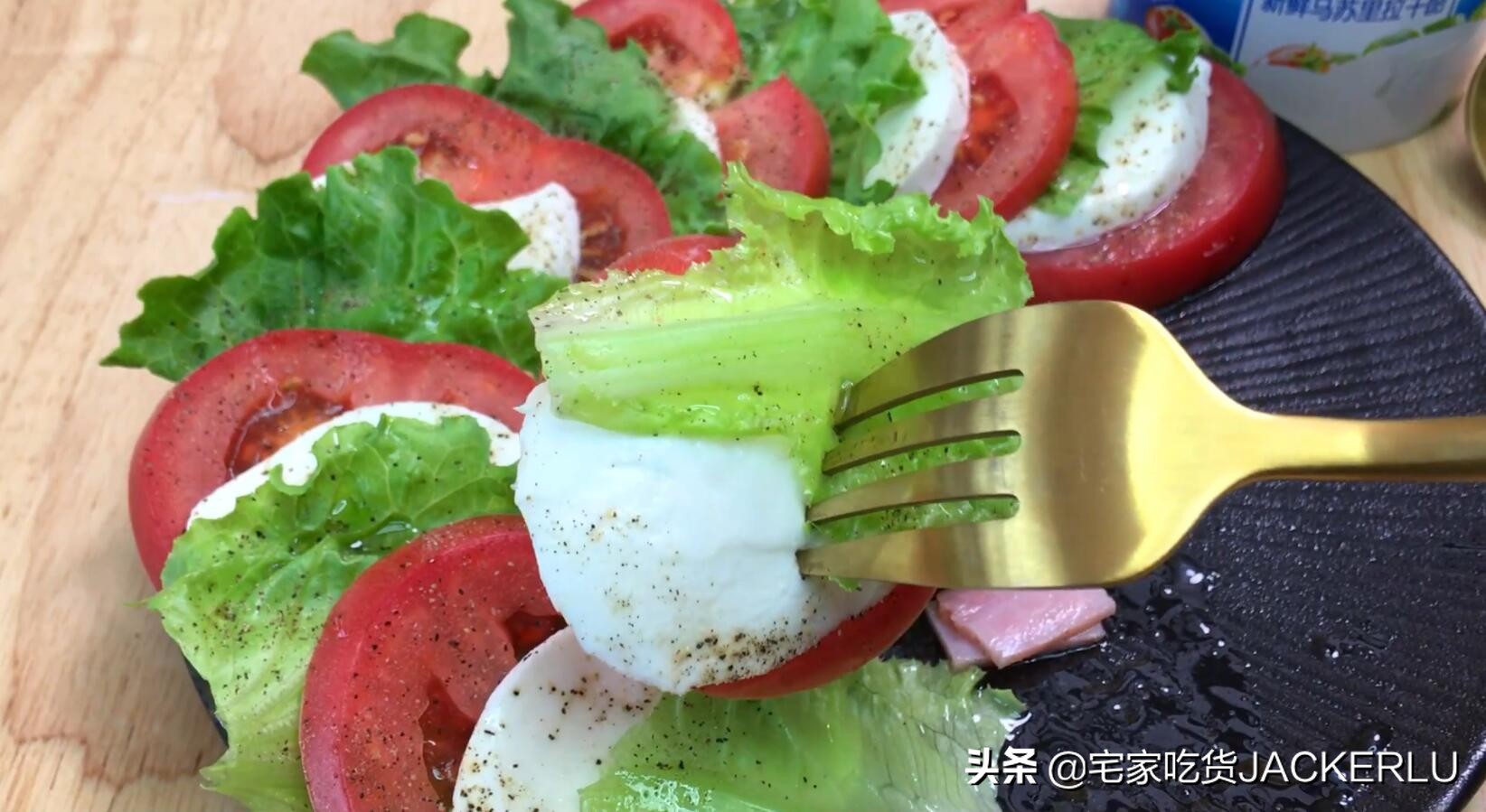 Mozzarella cheese salad, rich milk flavor, soft and smooth taste, super delicious, simple and delicious