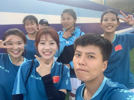 申花女足21岁球员退役，曾被誉为足坛美少女 父