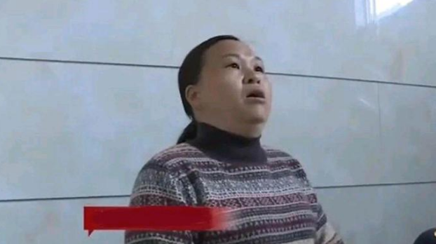 16岁高中生打赏主播，家中50万被挥霍一空，妈妈