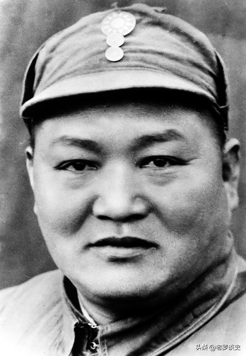 罗炳辉将军：农奴出身，曾是军阀头目亲信，后来成红军高级将领