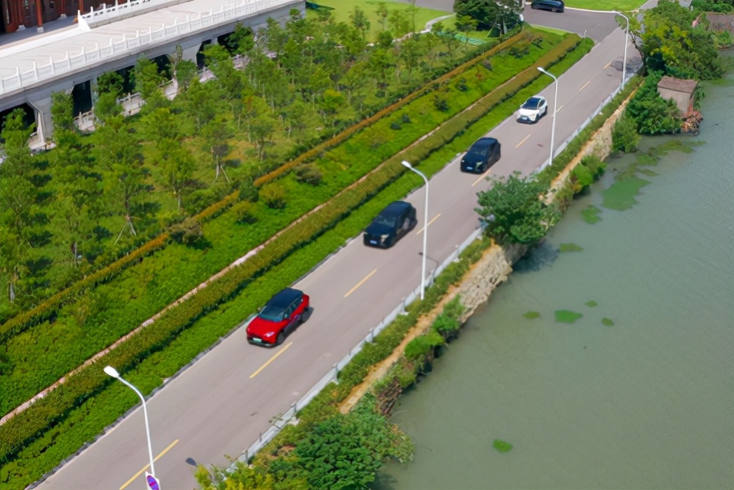 一汽丰田RAV4荣放PHEV车型宁波试驾会圆满闭幕