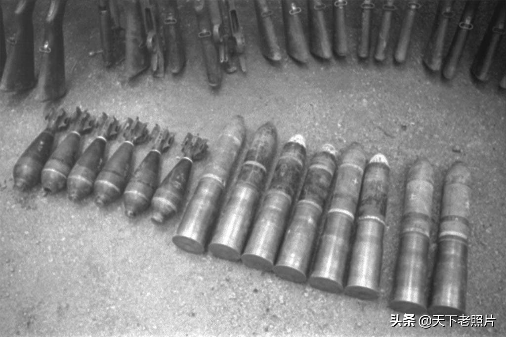 抗战期间中国军人缴获的日本人武器装备老照片一组