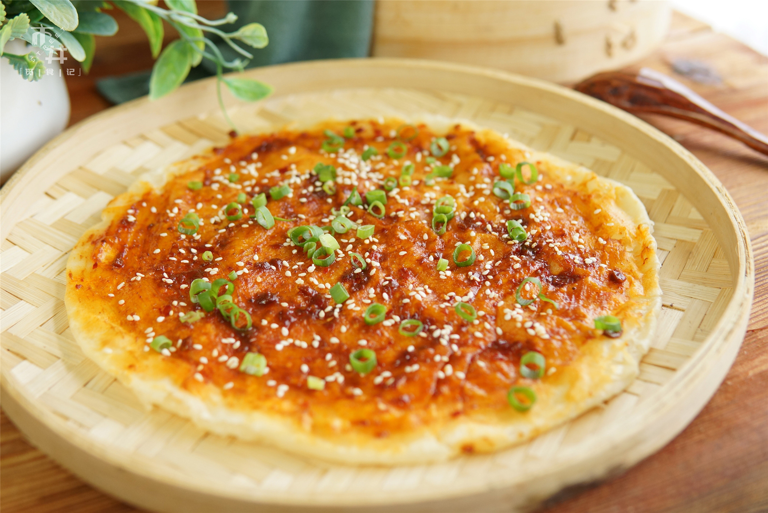 太板一号美食资讯路边摊超火的酱香饼没想到做法这么简单酥香味美都来