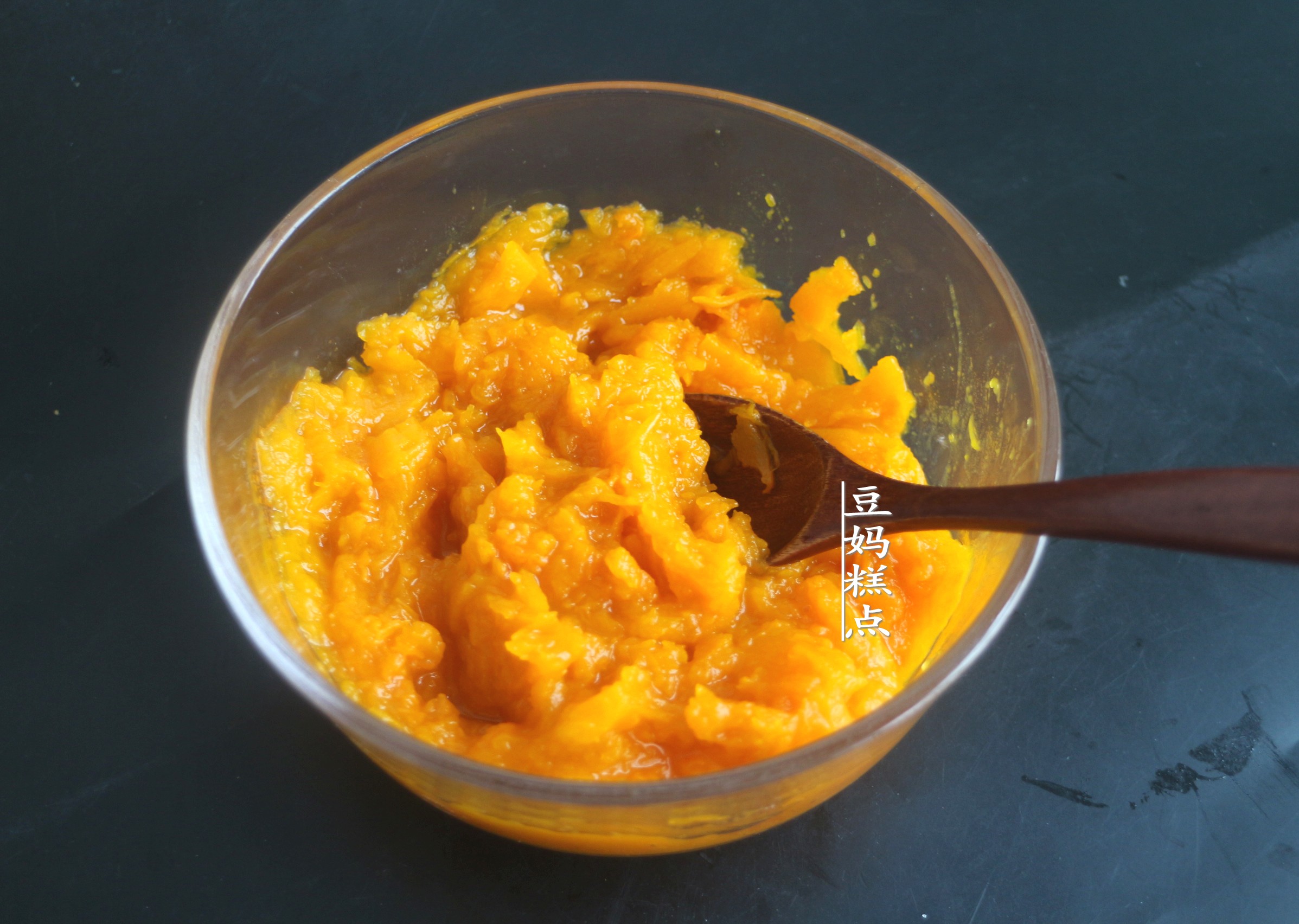 家有孩子，我常做这类小馒头，只需10分钟，柔软好消化