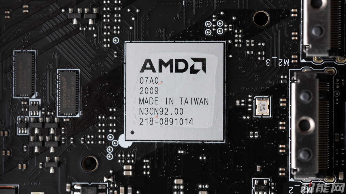 微星MEG B550 UNIFY主板评测