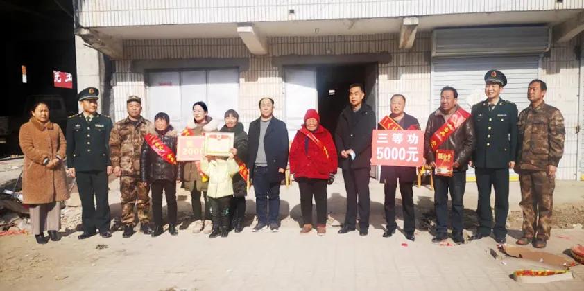 最高奖励10万元！在部队立功回家乡领钱，这兵当
