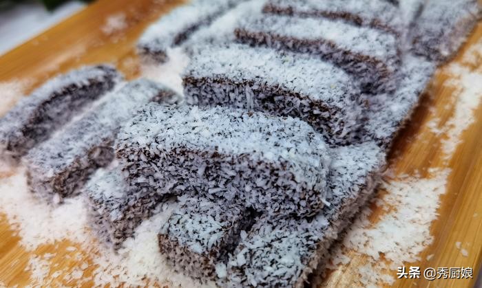 夏季我常做这个吃，3种食材一拌一蒸，放冰箱里，冰甜软糯真好吃