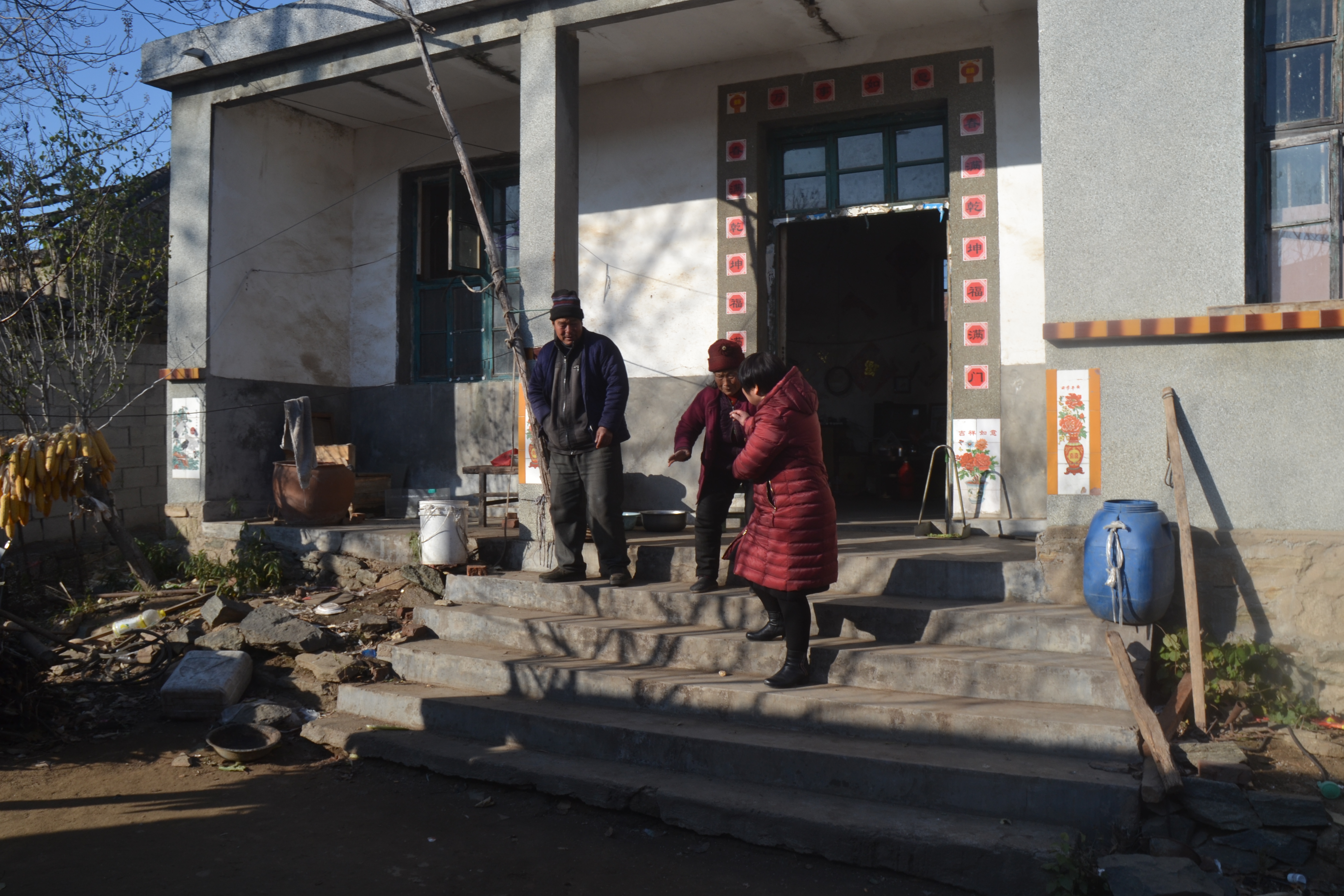 心连心义工关爱老党员、退伍军人、贫困家庭走访活动(图10)
