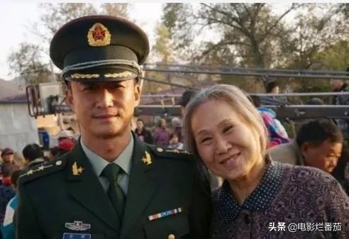 母亲是百亿票房女演员，儿子却从小鲜肉，变成